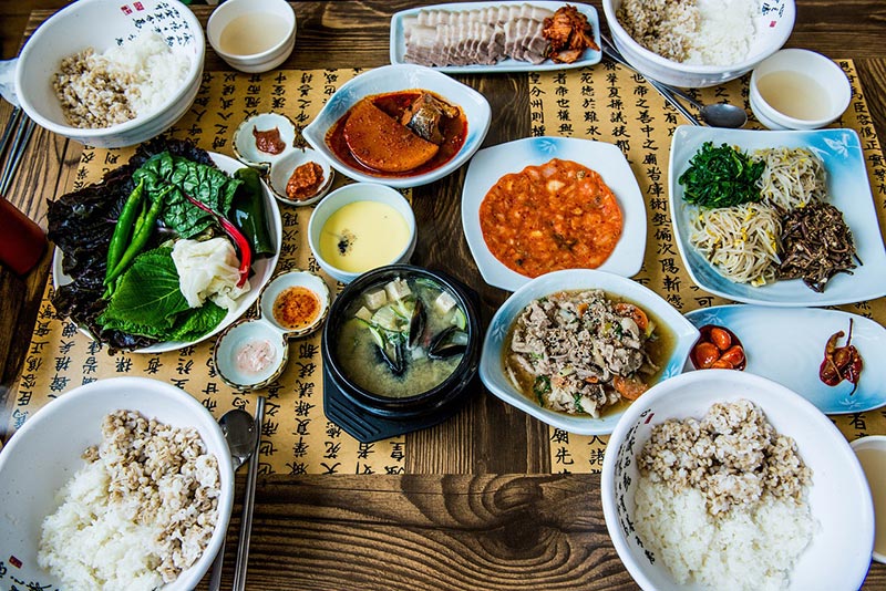 韩式料理展示